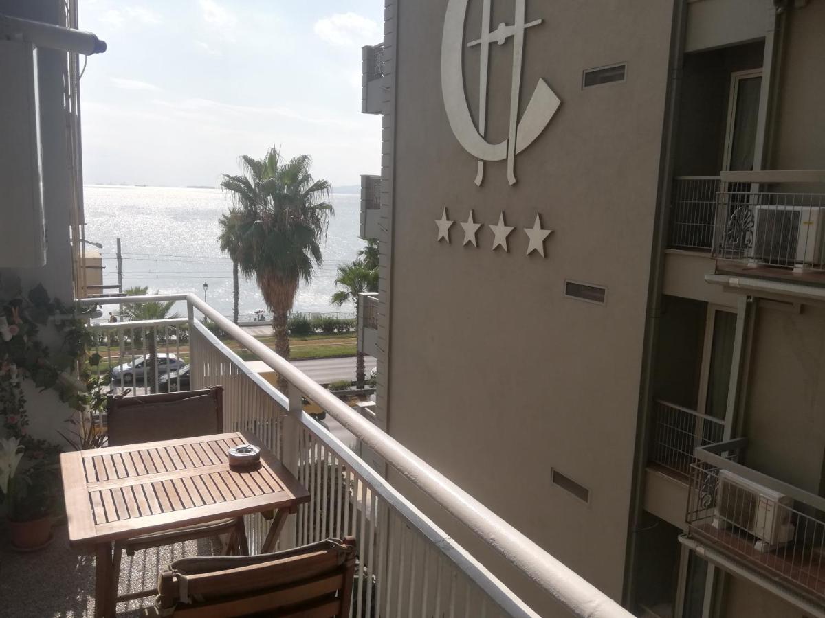 Athens Riviera Apt With Seaview, 15' To Acropolis Eksteriør billede